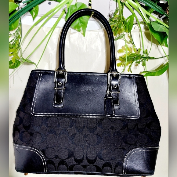 Coach Purse - Picture 2 of 9